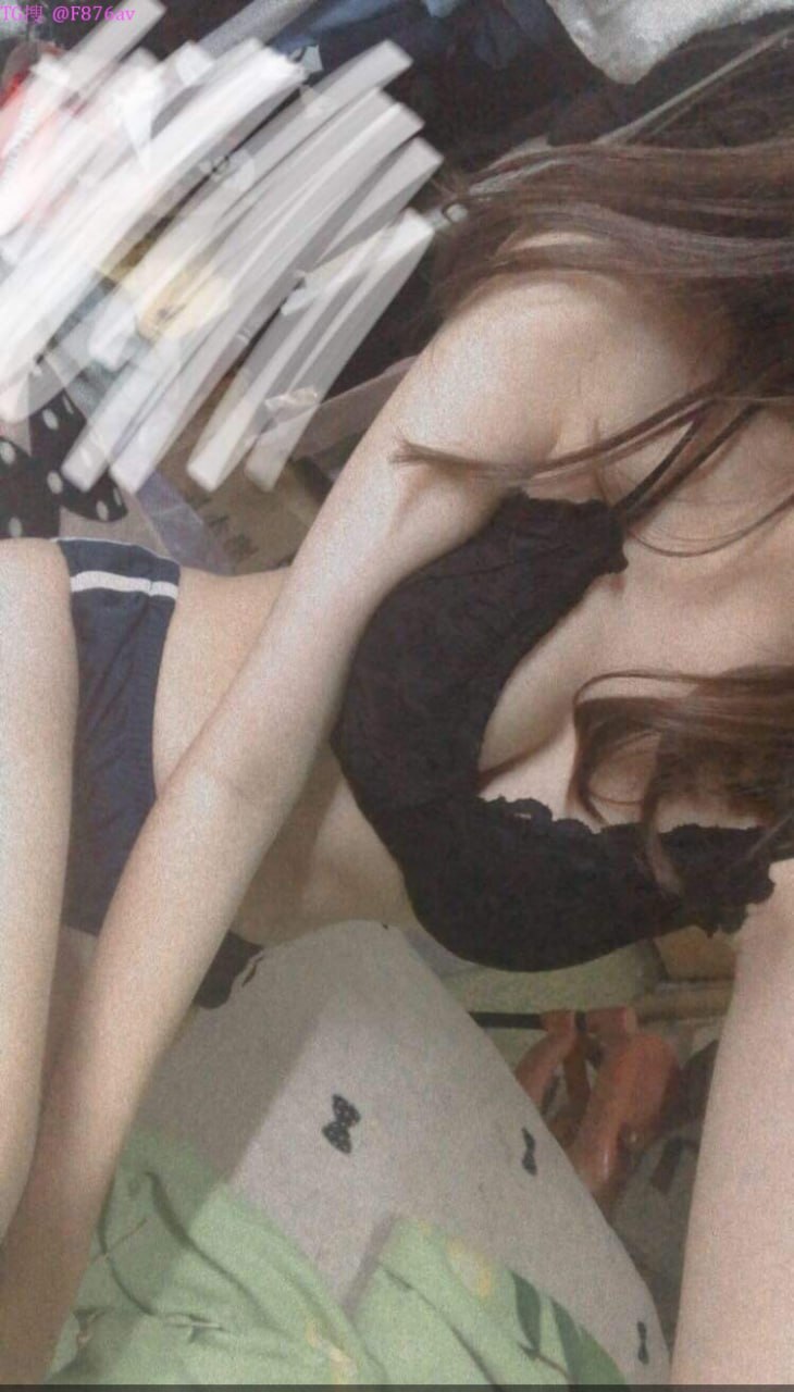 Địt nhau với chị dâu trong chuyến du lịch gia đình