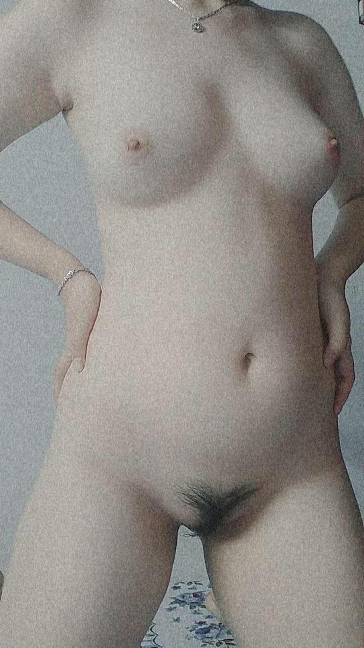 Bất ngờ móc lồn khiến em sướng chảy nước